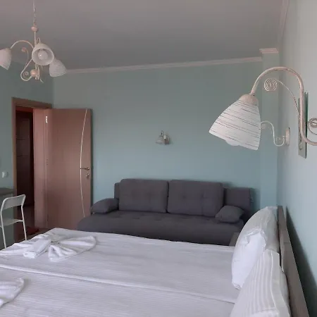 La 2 Апартхотел