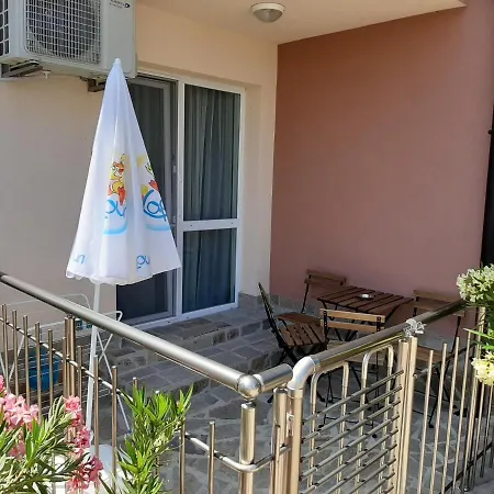 Апартхотел La 2 Царево