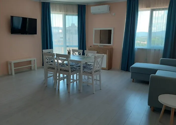 La 2 Aparthotel Tsarevo