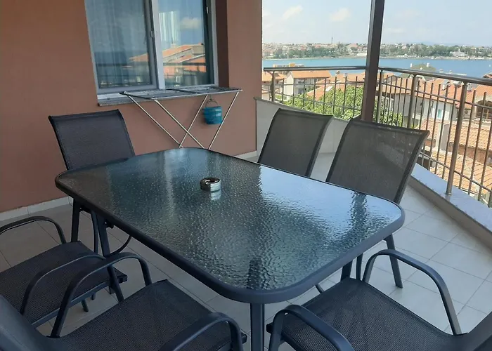 La 2 Aparthotel Tsarevo