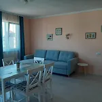 La 2 Tsarevo