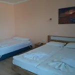 La 2 Aparthotel