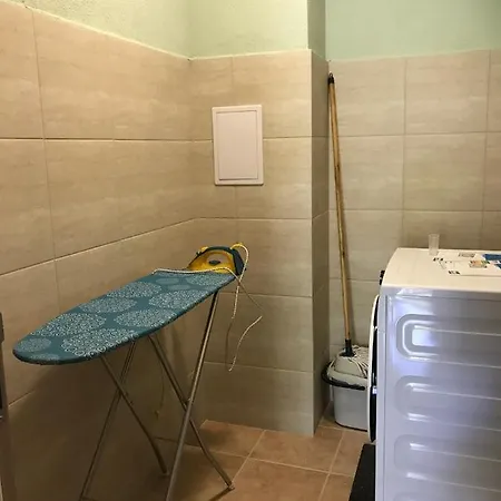 La 2 Aparthotel