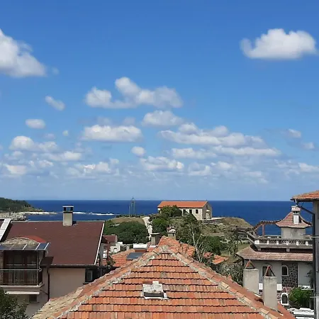 La 2 3* Tsarévo