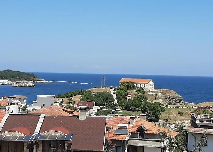 La 2 מלון דירות 4*